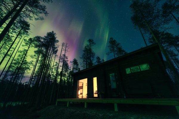 Moderni saunamökki (Pikku Nimetön, Hossa)